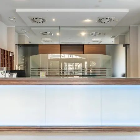 Hotiday Centro Storico Hotell 4*