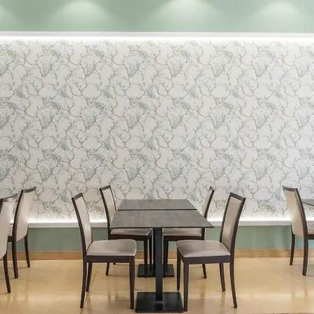 Hotiday Otranto Centro Storico 4* 오트란토