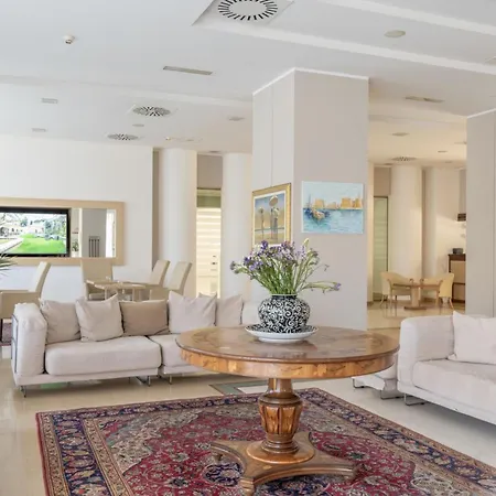 Hotiday Otranto Centro Storico 오트란토