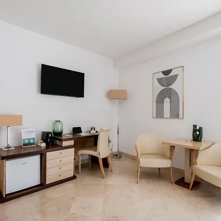 호텔 Hotiday Otranto Centro Storico