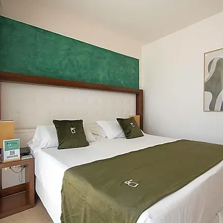 Hotiday Centro Storico 4*