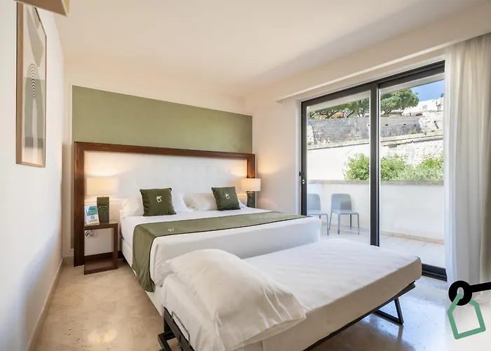 Hotiday Centro Storico Hotel